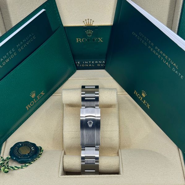 Rolex Oyster Perpetual 126000